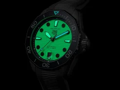 TAG Heuer Aquaracer Professional 300><noscript><img width=