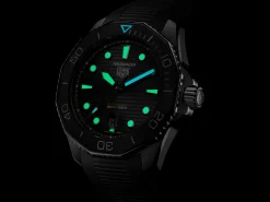 TAG Heuer Aquaracer Professional 300><noscript><img width=