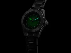 TAG Heuer Aquaracer Professional 200><noscript><img width=