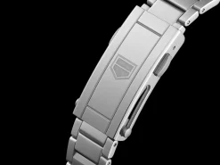 TAG Heuer Aquaracer Professional 300><noscript><img width=
